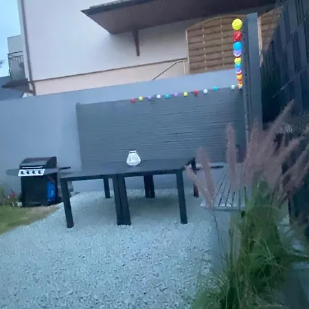 Hotel apartamentowy Złoty Piach *
